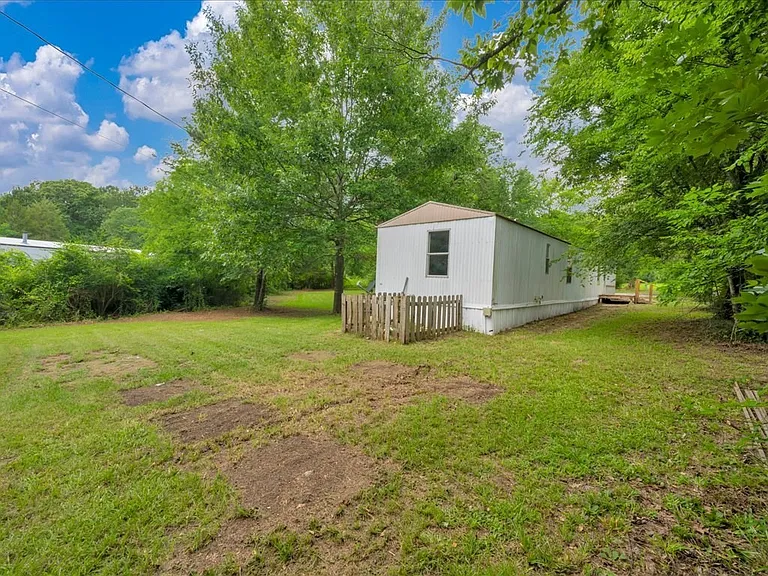 589 Keathley Rd — Photo 6