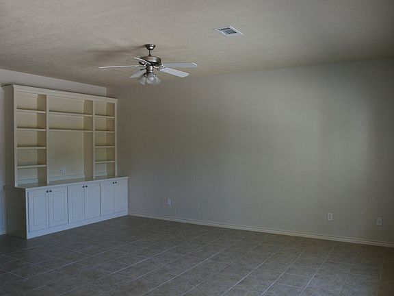 3rd image of 1702 Deacon Dr APT 304