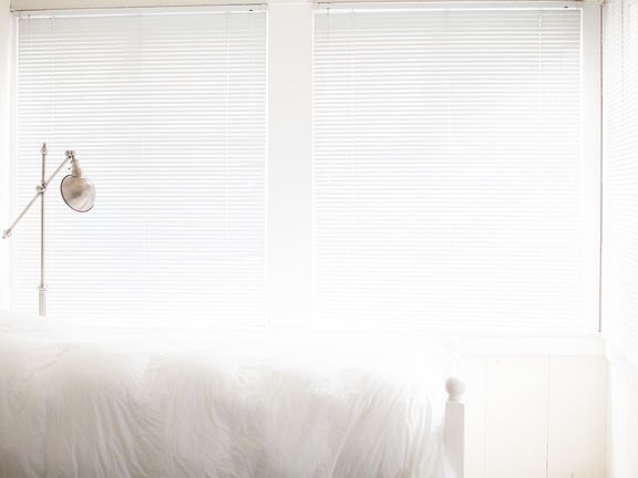 DOWNST. BEDRM./SINGLE BED