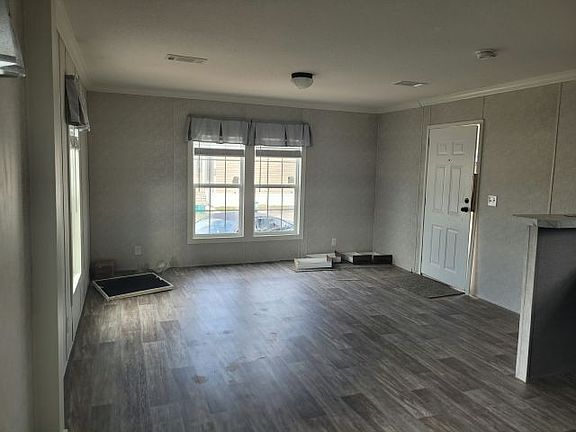 4th image of 9460 Sunset Dr #98