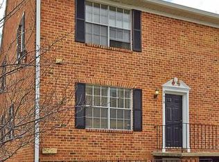 941 S Rolfe St #2, Arlington, VA 22204