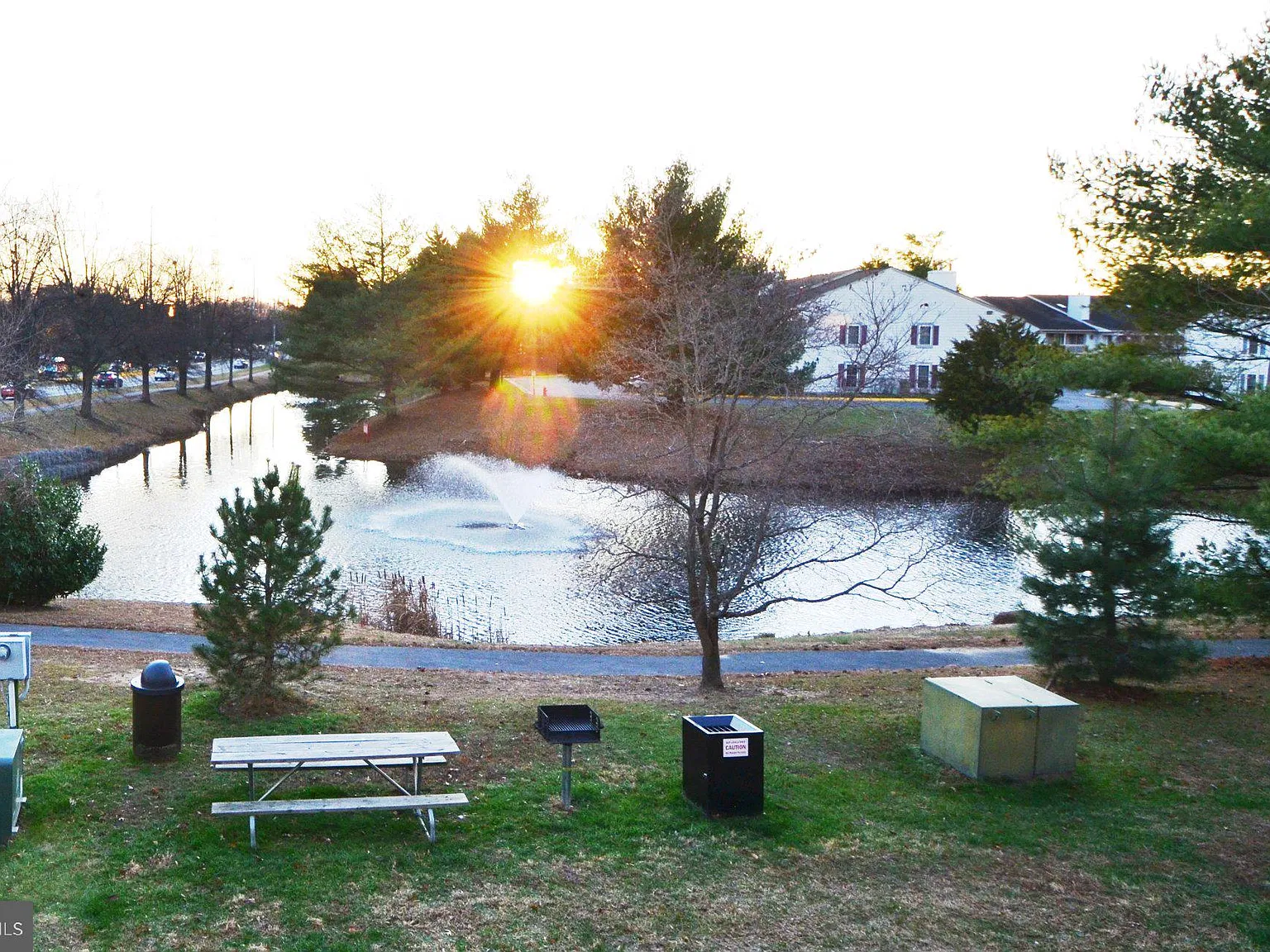 1 bed, 1.0 bath, 694 sqft, $2,000 — Photo 1