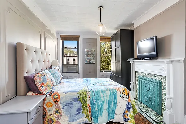 Rented by Corcoran | media 16