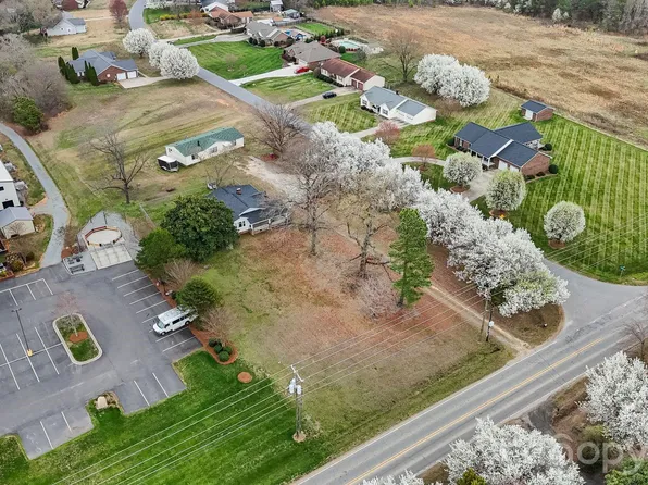 15420 Lucia Riverbend Hwy, Stanley, NC 28164