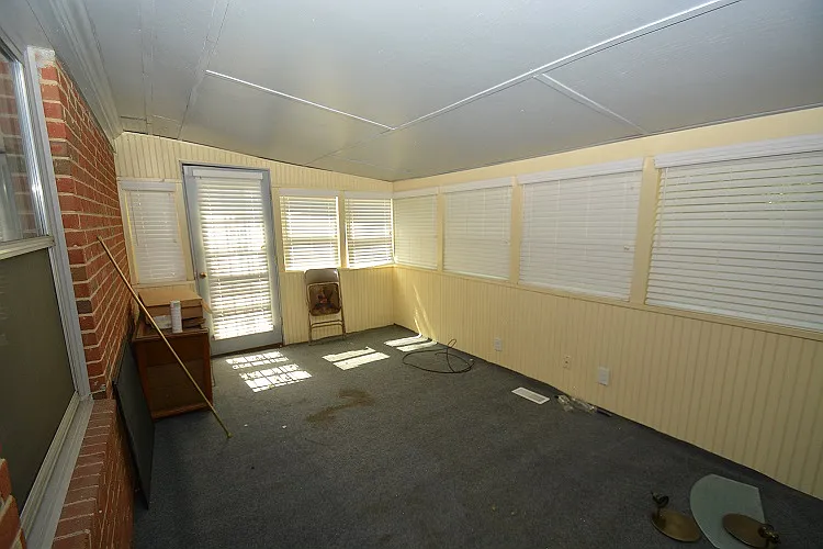 3407 Facade St — Photo 8