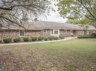 375 Roopville Veal Rd, Roopville, GA 30170