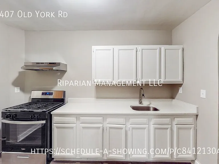 4407 Old York Rd — Photo 10