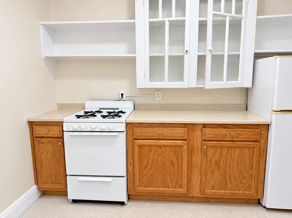 1800-1802 Commonwealth Ave #15, Brighton, MA 02135