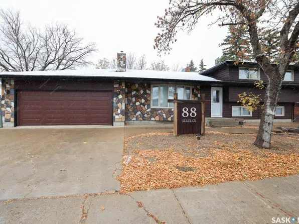 88 Selby Crescent, Regina, SK S4T 6W1