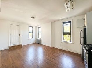 752 Onderdonk Ave #2F, Ridgewood, NY 11385