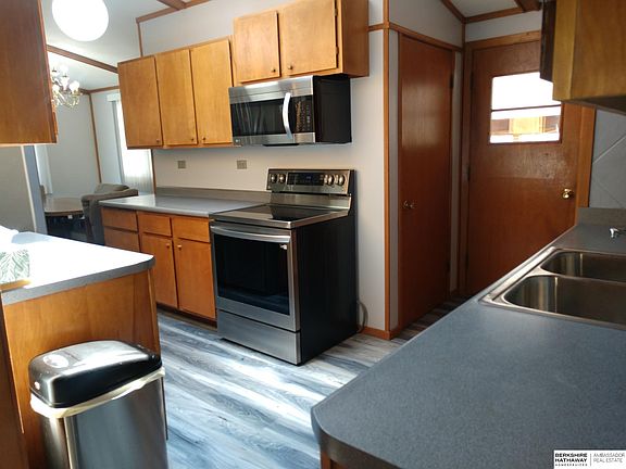 2nd image of 8818 12th Ave