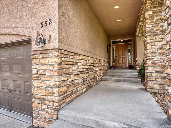 3rd image of 552 Wenlock Court