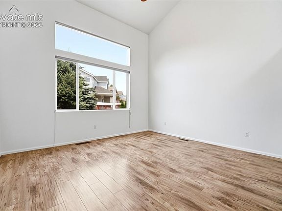 3rd image of 7904 Coffee Rd