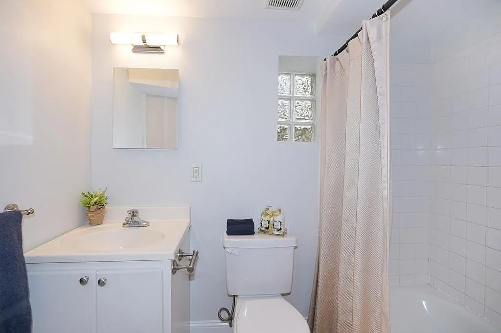 1 bed, 622 sqft, $2,500 — Photo 4