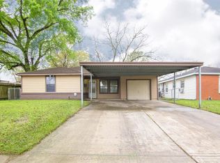 108 Alastair Dr, Pasadena, TX 77506