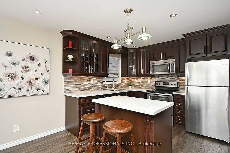 Mississauga House for rent - 3 Bedrooms — photo 4