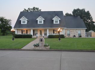 135 Austin Ln, Pollok, TX 75969