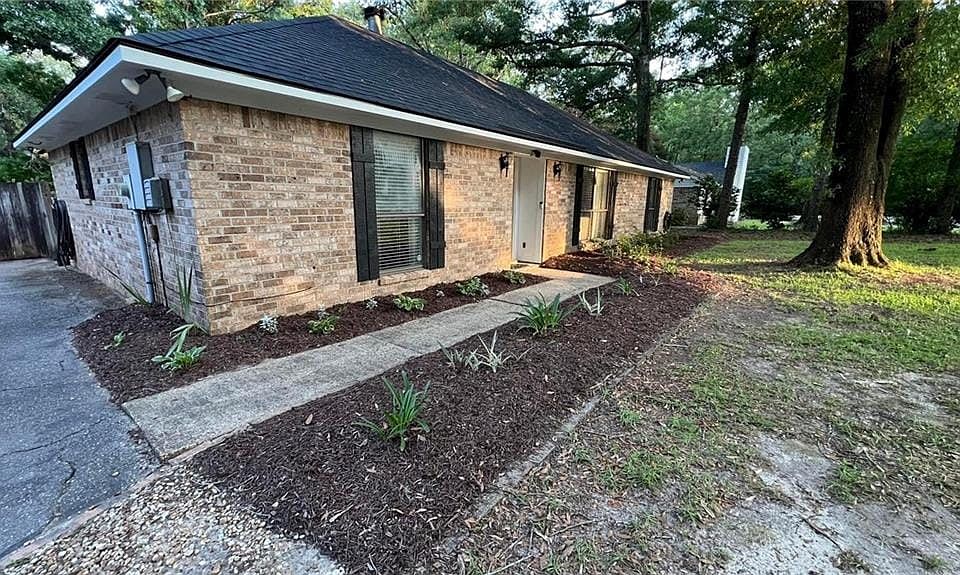 View of front facade