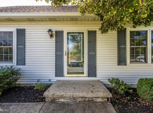 2 Kings Dr, Taneytown, MD 21787