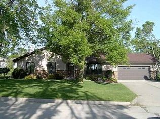 1921 Joan Ave, Carroll, IA 51401