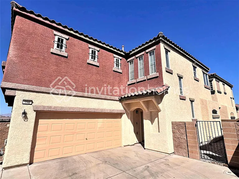 708 Emerald Idol Pl — Photo 1