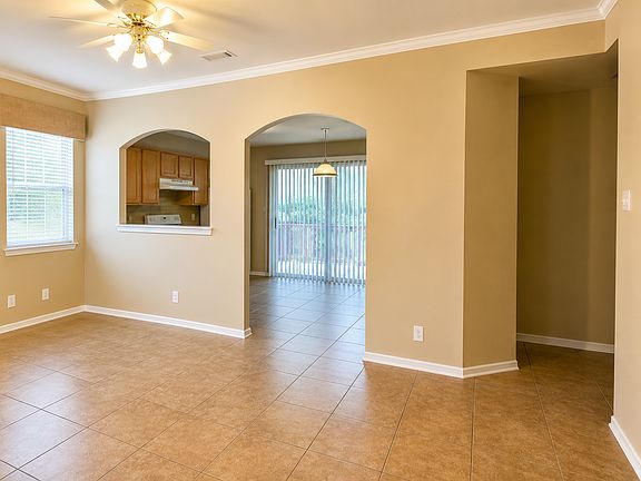 3rd image of 7703 Wexford Sq