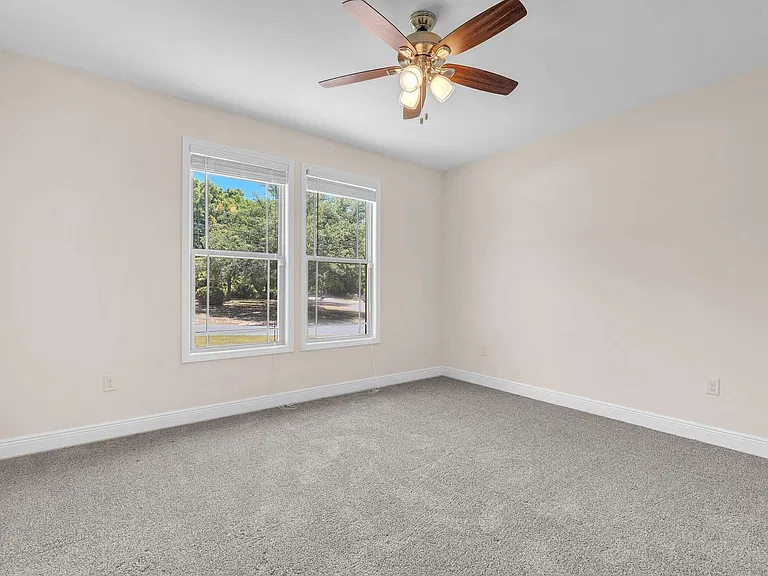 4782 Primrose St — Photo 33