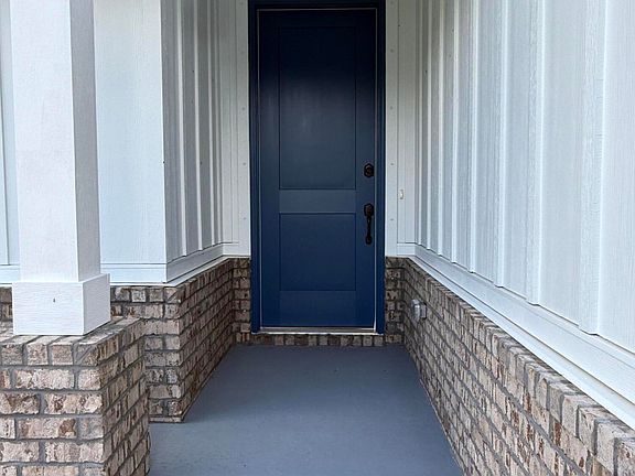 4th image of 2418 Aleia Ln
