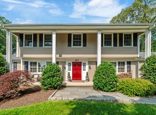 277 Dundee Rd, Stamford, CT 06903