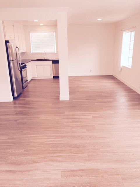 2nd image of 1223 20th St APT 206