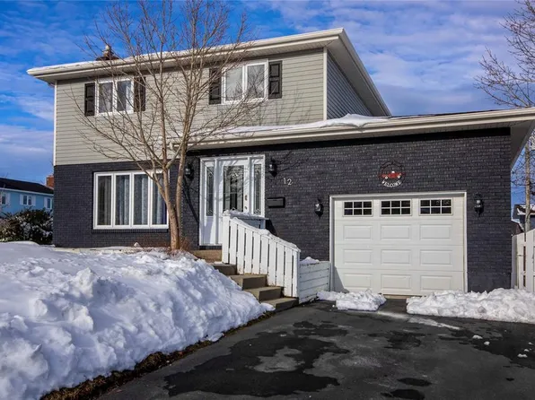 12 Templeman Street, St John's, NL A1E4S8