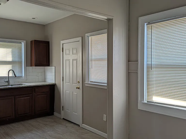 2245 Glynn Ct — Photo 4