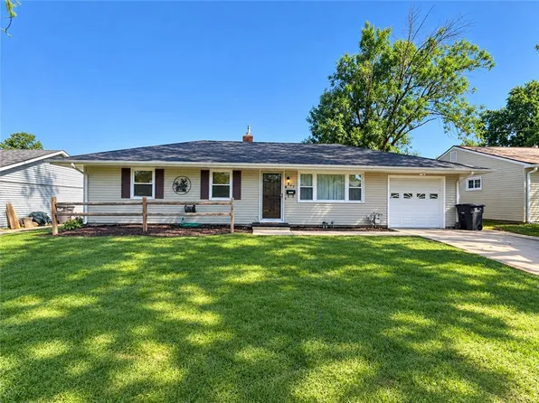 417 Dawn Ave, Danville, IL 61832