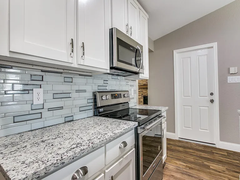 1419 Willow Run Dr — Photo 15