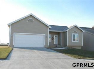 18751 S Ohern St, Saint Omaha, NE 68135