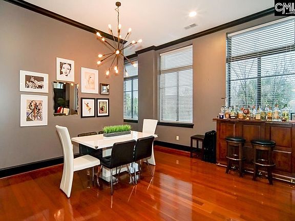 3rd image of 300 Gervais St #201