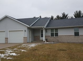 1431 Rogers Dr, Plover, WI 54467