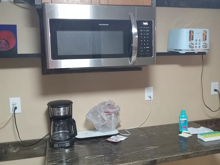 271 S Adonis Ave #1 — Photo 8