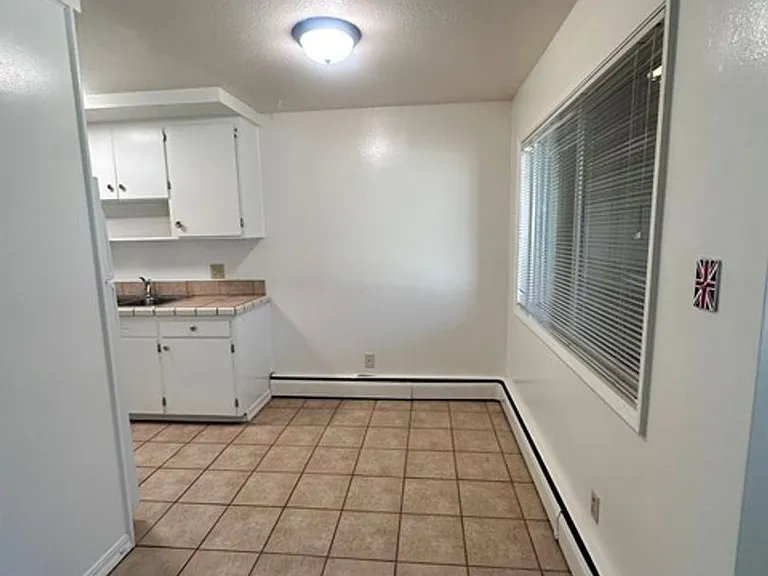 2544 Union St — Photo 32