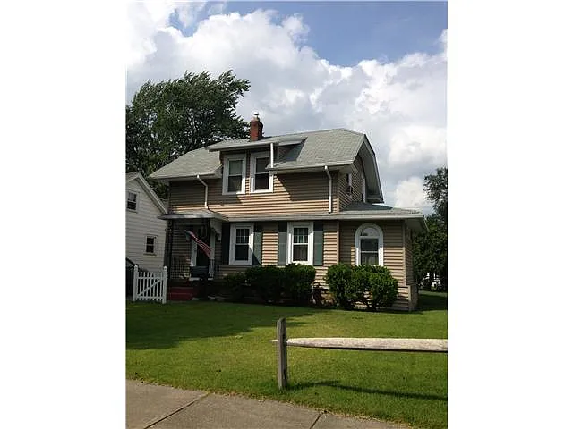 36 Cambria Rd photo 1