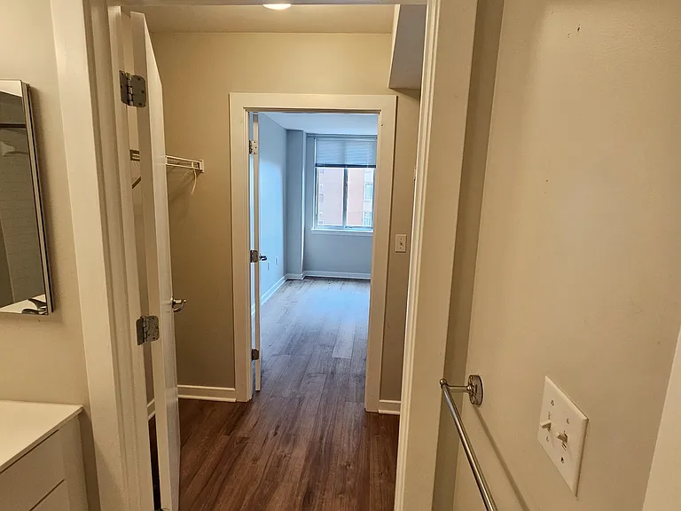 1000 New Jersey Ave SE #703 — Photo 16