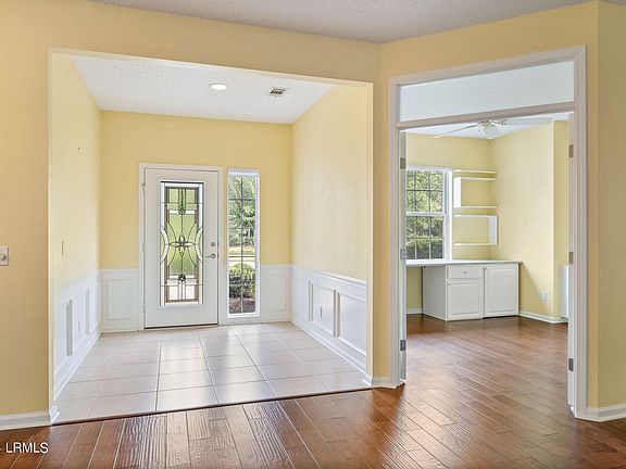 3rd image of 5 Fairforest Lane