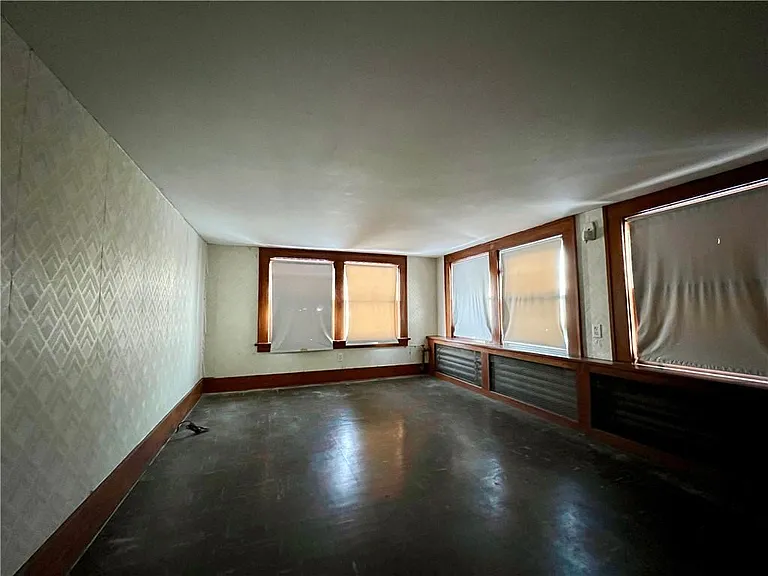 2701 German St — Photo 4