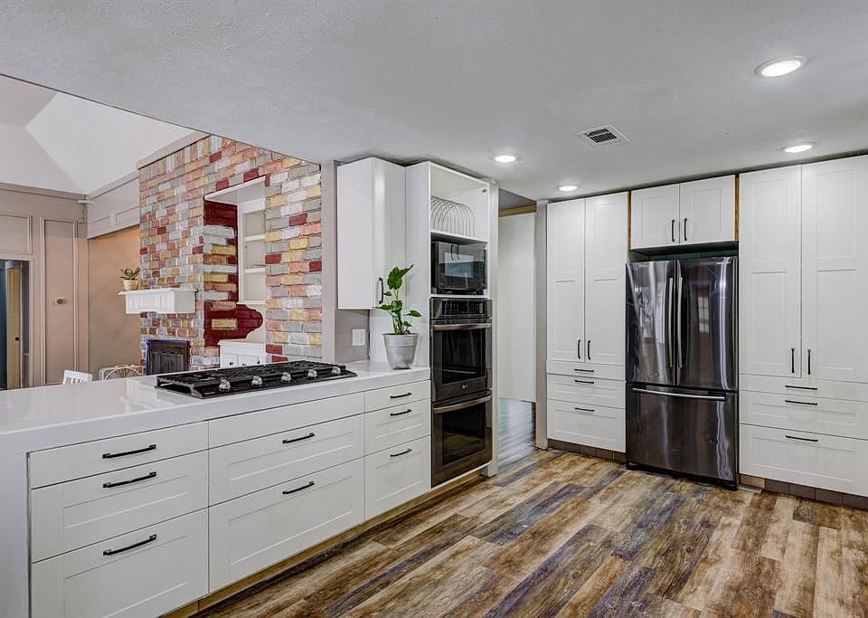 17506 Rustington Dr, Spring, TX 77379 | Zillow