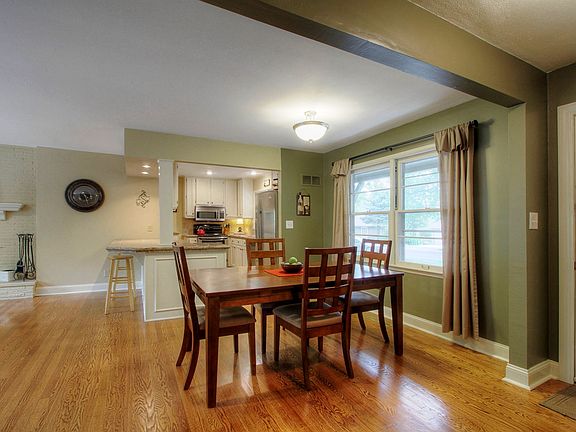 5th image of 7824 Falmouth St