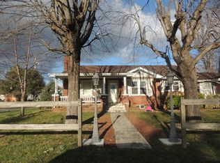 104 Henley Dr, Erwin, TN 37650