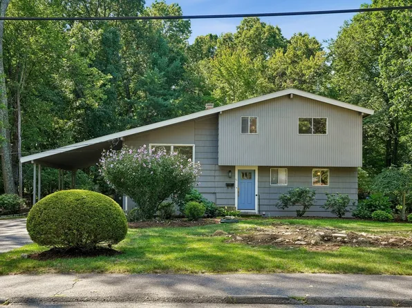 31 Madison Ave, Sharon, MA 02067