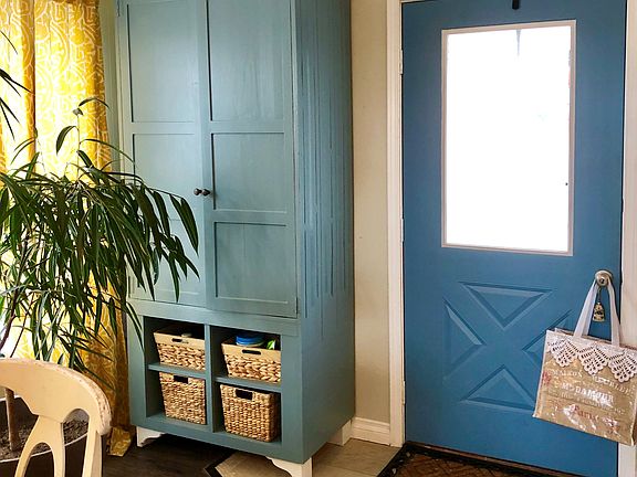 Large Back Door Pantry