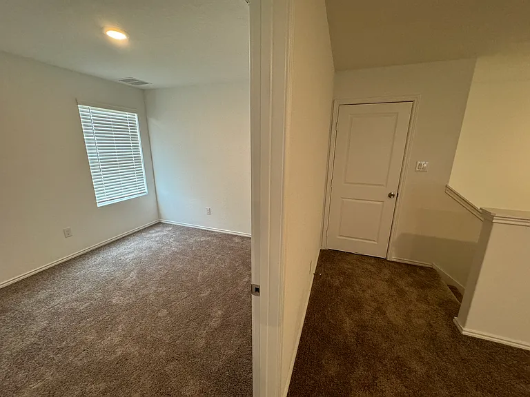 Barbarosa Rd — Photo 26