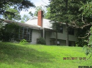 1712 Washington Ave, Rensselaer, NY 12144